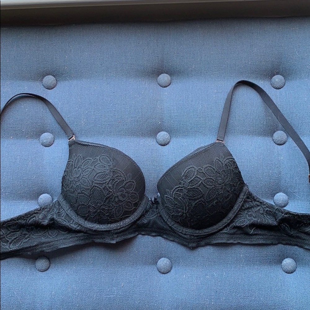 aerie worn once black bra (push up)